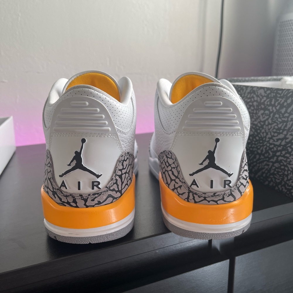 Jordan 3 laser orange